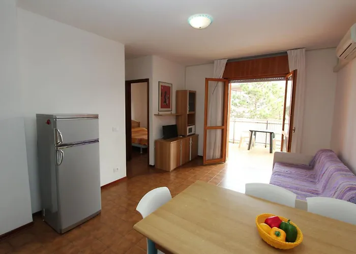 아파트 Comfortable Flat Near The *